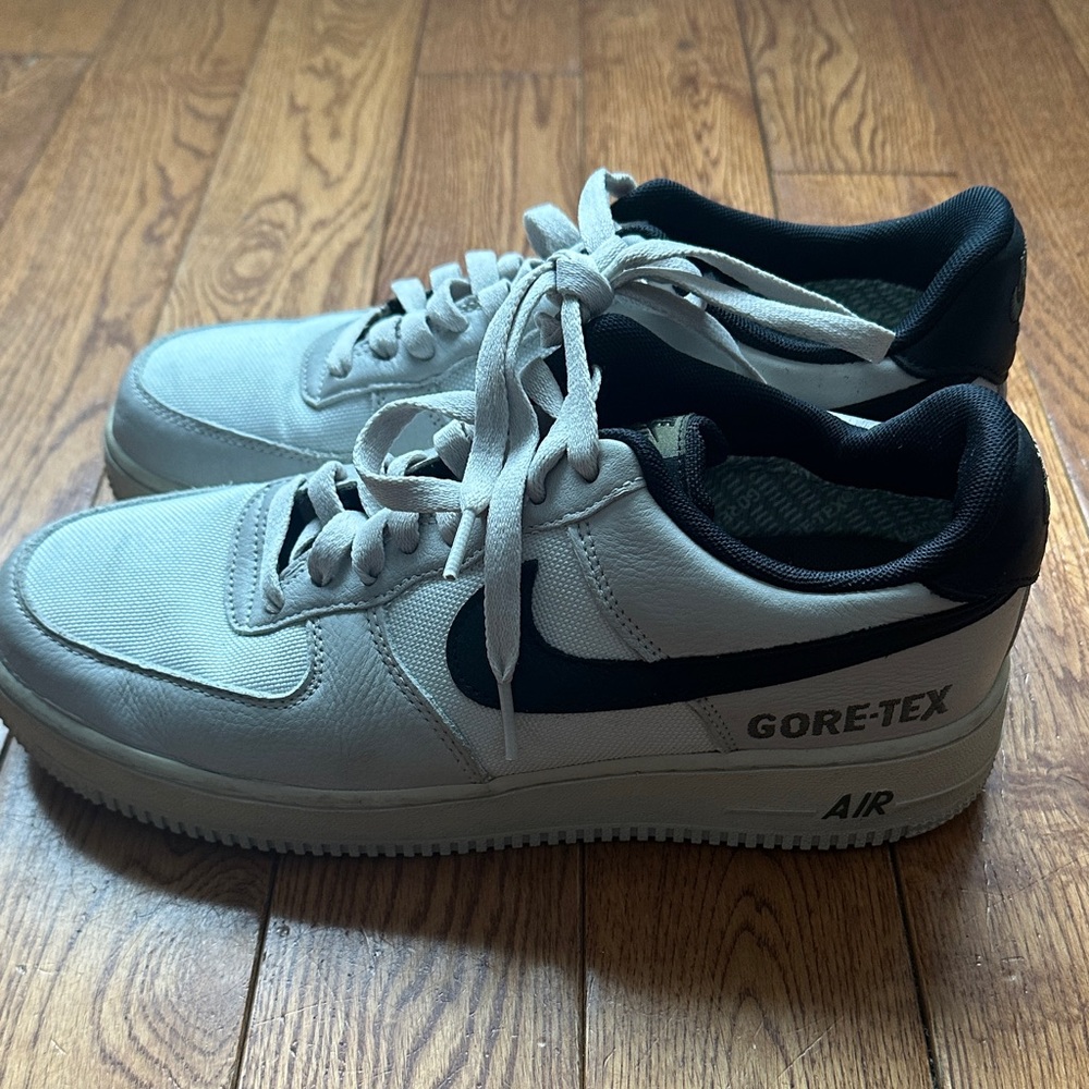 Nike Air Gore-Tex Men's Sneakers - Beige and Black